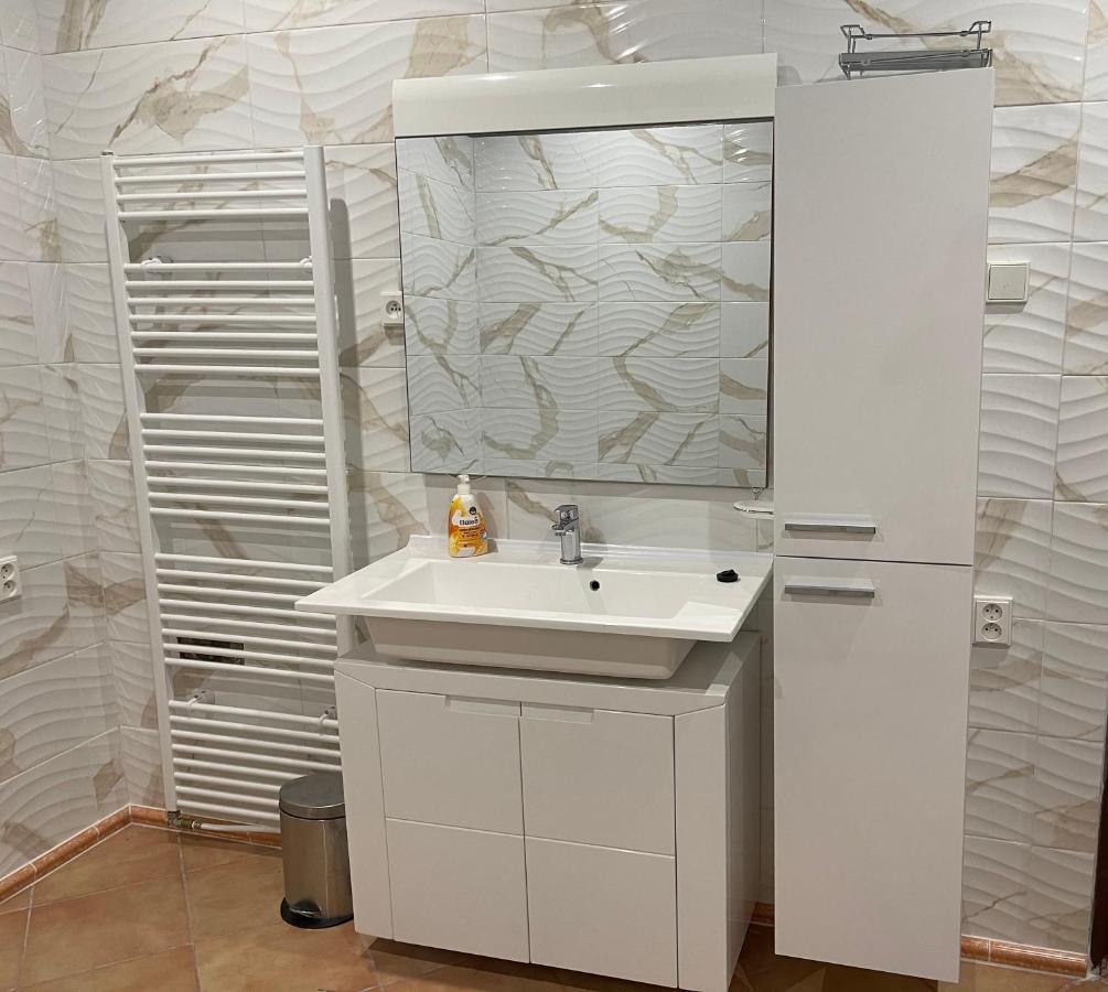 Milky Way Apartment Sokolov Luaran gambar